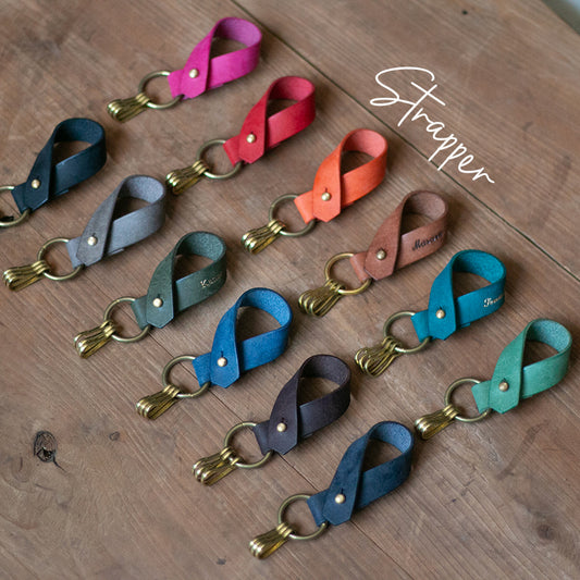 ストラップ型キーホルダー(全12色)|Keyholder _ S t r a p e r